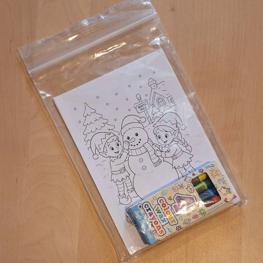 Colouring Set - Christmas Themed